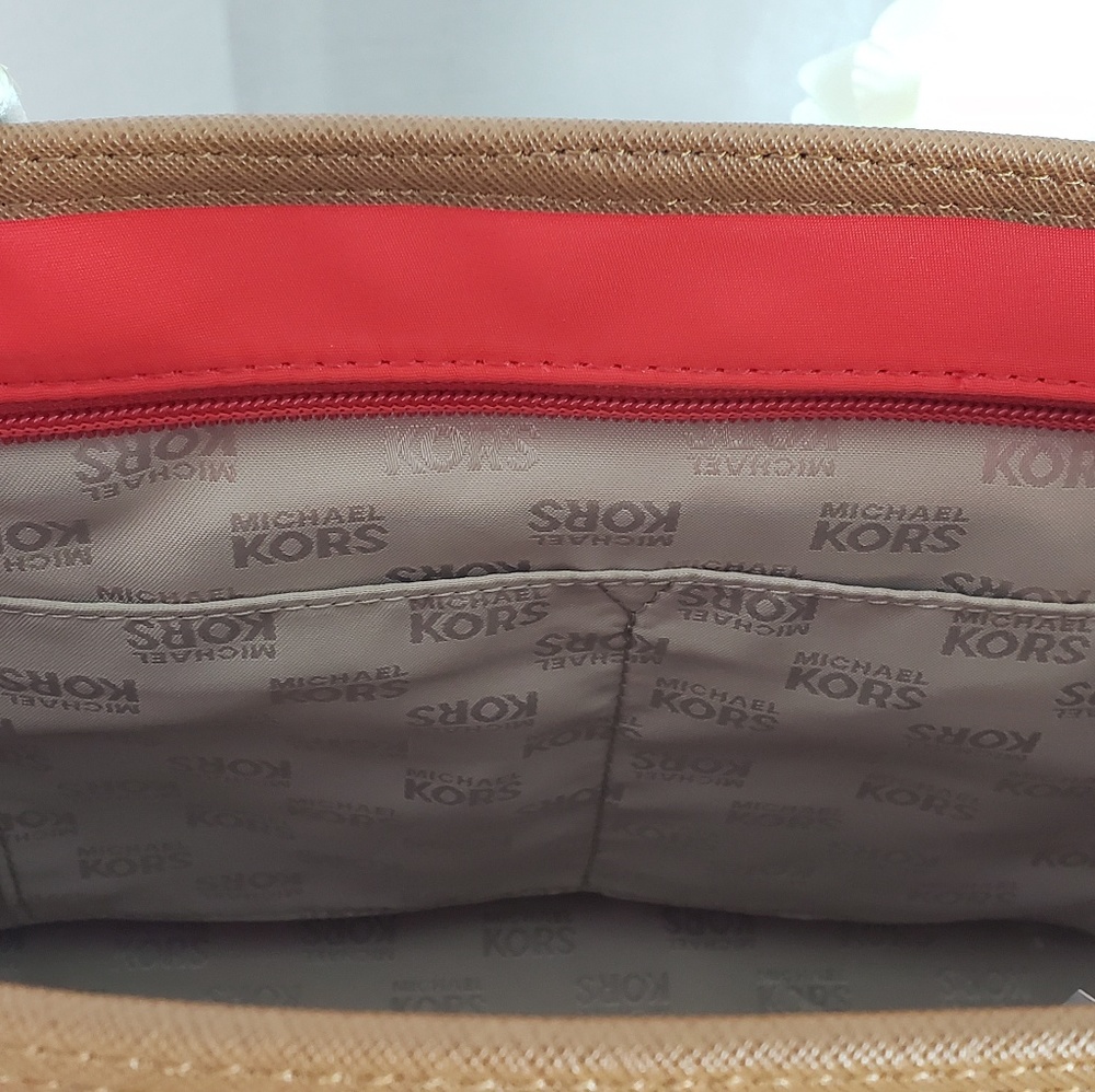 MIchael Kors Kempton Sangria Pocket Tote - Picture 7 of 8